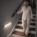 Luminária LED com Sensor de Movimento – Praticidade e Segurança Noturna | Loja Pronto Idoso