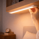 Luminária LED com Sensor de Movimento – Praticidade e Segurança Noturna | Loja Pronto Idoso